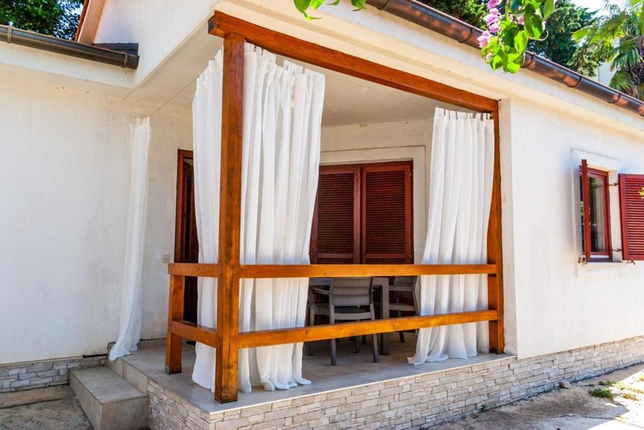 מדולין Villa Mediterranea - Apartments מראה חיצוני תמונה